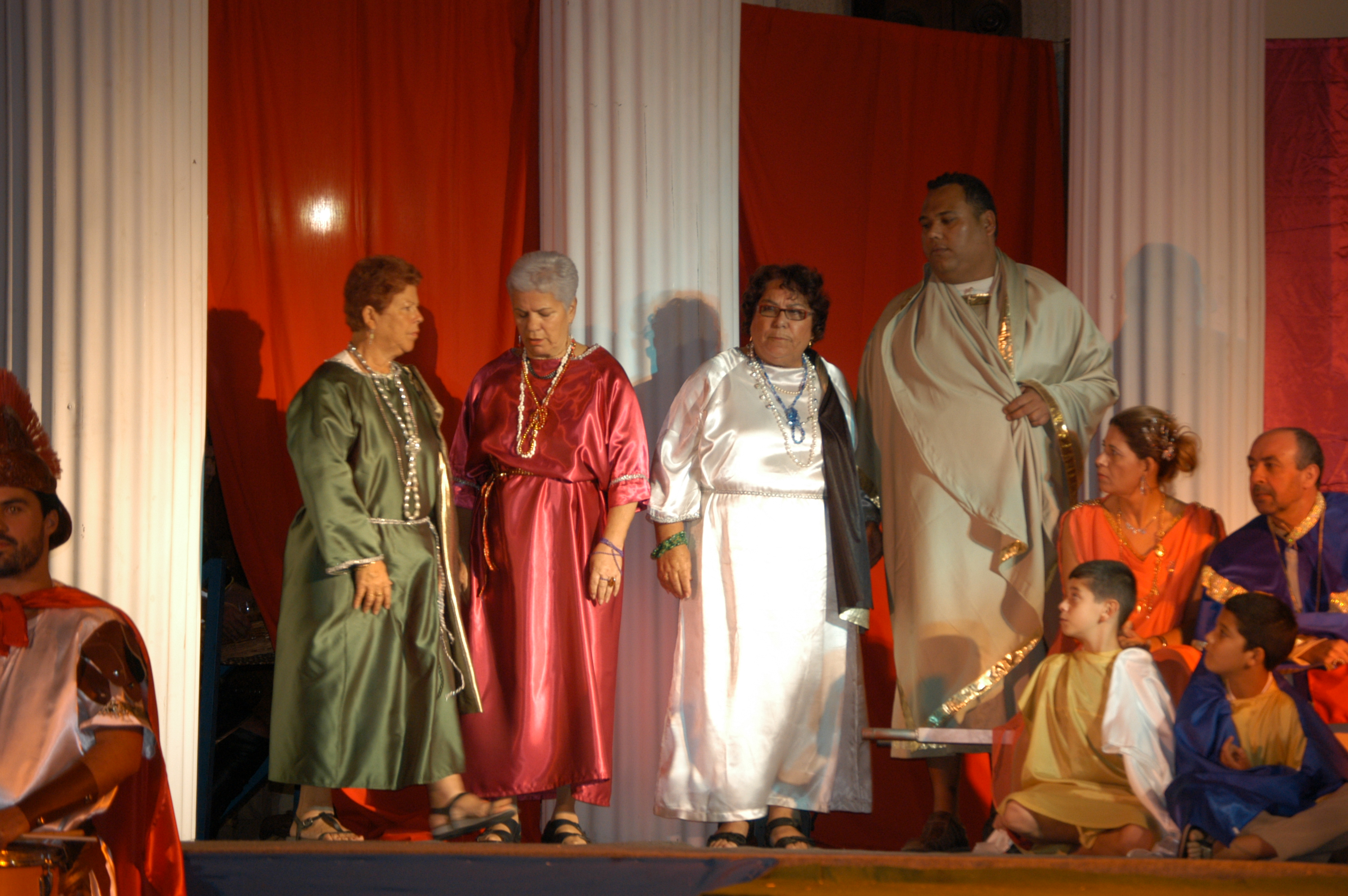 El bien y el mal suben al escenario con el Auto de Reyes de la Feria insular de Artesanía en San Telmo